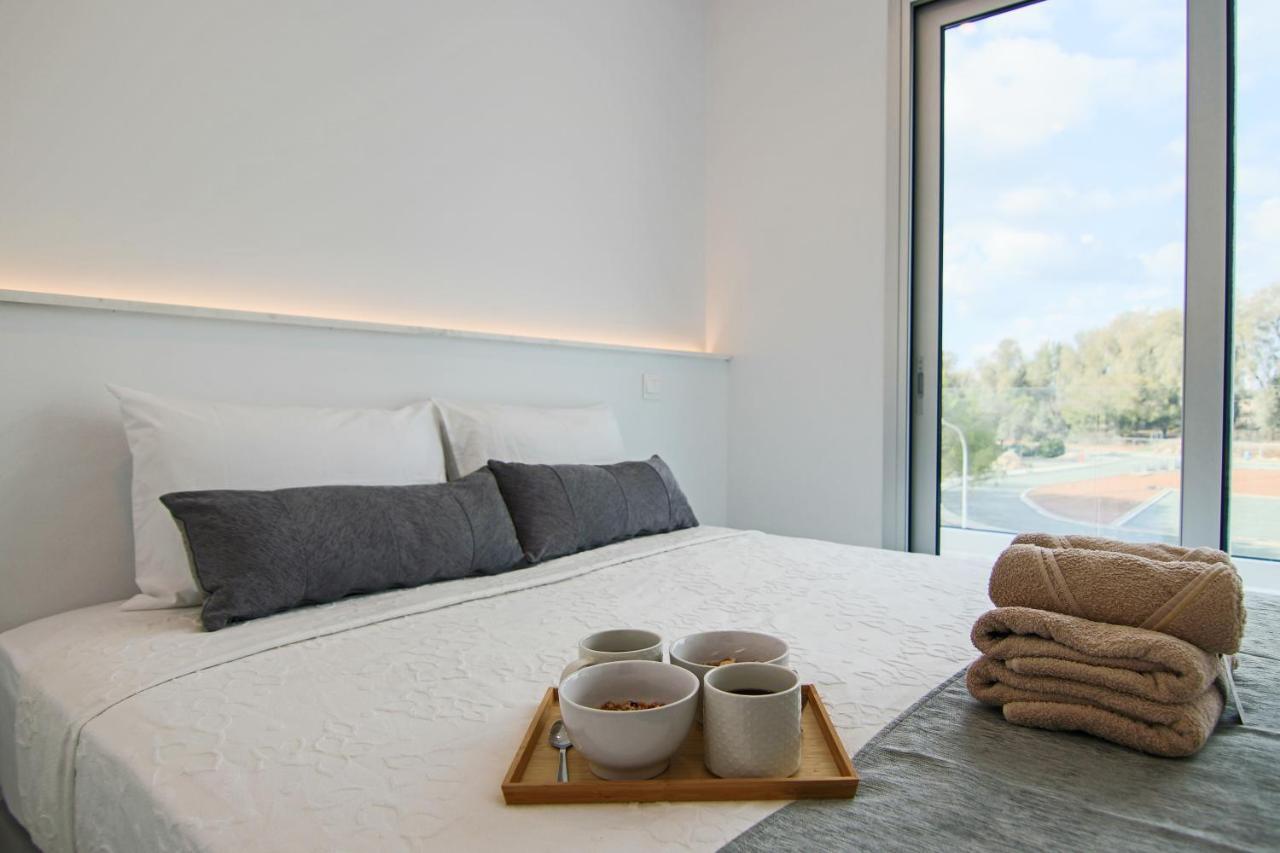 Апартаменты Phaedrus Living - Seaside Executive Flat Harbour 101 Пафос Экстерьер фото