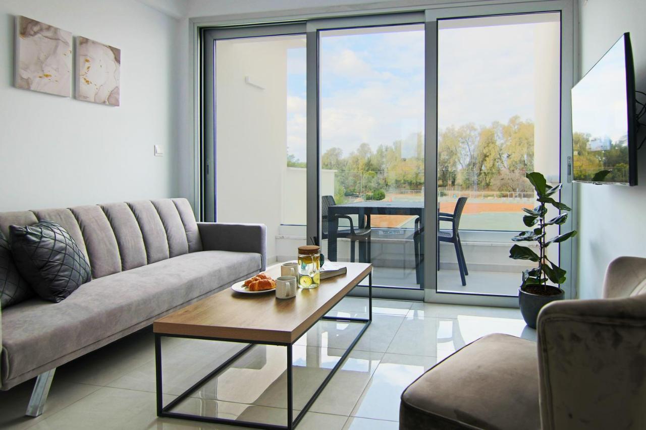 Апартаменты Phaedrus Living - Seaside Executive Flat Harbour 101 Пафос Экстерьер фото